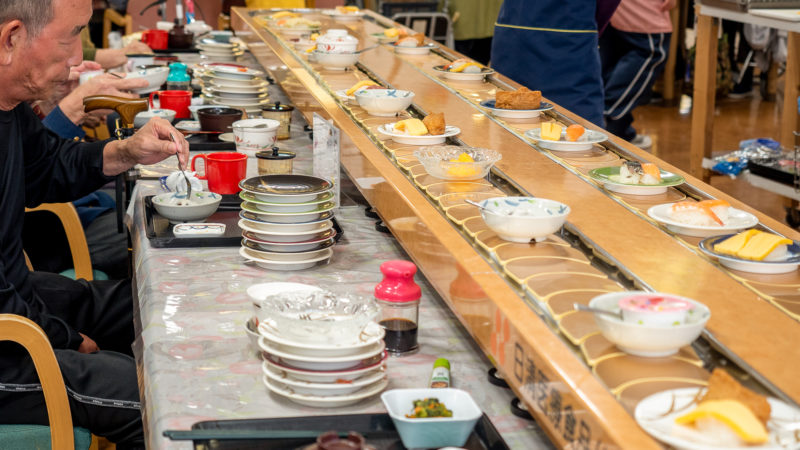 好きなお寿司を好きなだけ！志摩豊和苑で「回転寿司＆寿司バイキング」を開催しました！