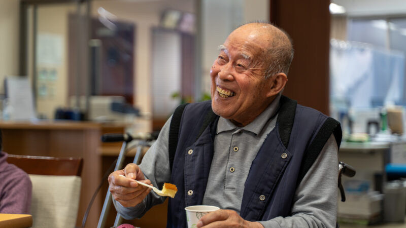 特養うがた苑の1階喫茶コーナーで七夕おやつバイキングを開催しました！