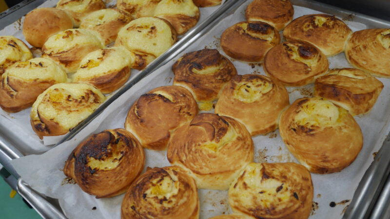 ふたみ苑でみかんジャム＆カスタードパン作りを実施しました